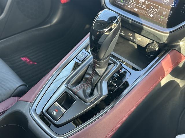 レヴォーグ STIスポーツ EX サンルーフ 純正ナビゲーション バック&サイドカメラ デジタルインナーミラー スマートキー LEDヘッドライト フルオートエアコン シートヒーター パワーシート パワーバックドア 革巻きハンドル(24枚目)