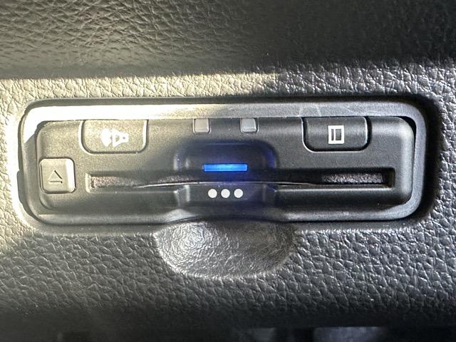 N-WGN L スタイル+ビター 特別仕様車 純正ナビ(LXU-247NBi)・バックモニター・ETC・社外アルミホイール付 ホンダセンシング LEDヘッドランプ 電子制御パーキングブレーキ オートブレーキホールド機能 シートヒーター(18枚目)