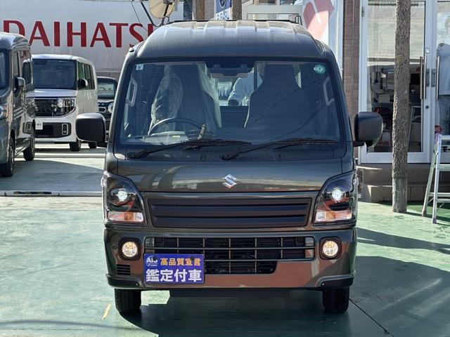 スーパーキャリイ Xリミテッド 4WD 4AT 特別仕様車 専用フロントガーニッシュ 専用サイドデカール LEDヘッドランプ&フォグランプベゼル(ブラック塗装)専用スチールホイール(ブラック塗装) 電動格納ドアミラー 届出済未使用車(25枚目)