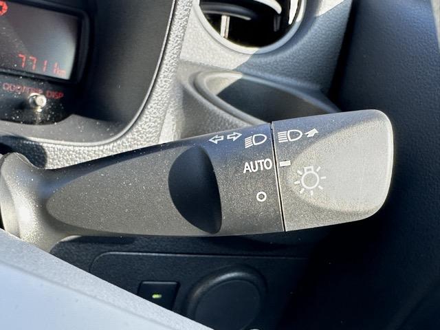 ミラトコット L SAIII キーレス LEDヘッドライト 前後パワーウィンドー 衝突被害軽減ブレーキ クリアランスソナー オートマチックハイビーム アイドリングストップ オートライト エアコン パワステ(19枚目)