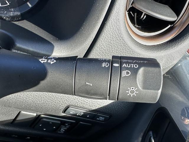 キャラバン ロングオーテックラインプラス　ディーゼル車　４ＷＤ　寒冷地仕様　スマートキー　ＬＥＤヘッドライト　両側スライドドア　フルオートエアコン　シートヒーター　アラウンドビューモニター　革巻きハンドル　フォグランプ　登録済未使用車（30枚目）