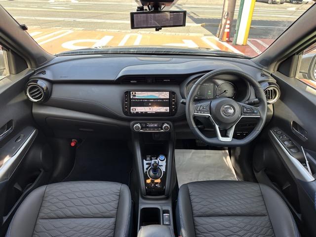 キックス オーテック　純正ナビゲーション　アラウンドビューモニター　プロパイロット　デジタルインナーミラー　スマートキー　ＬＥＤヘッドライト　フルオートエアコン　シートヒーター＆ハンドルヒーター　革巻きハンドル（9枚目）