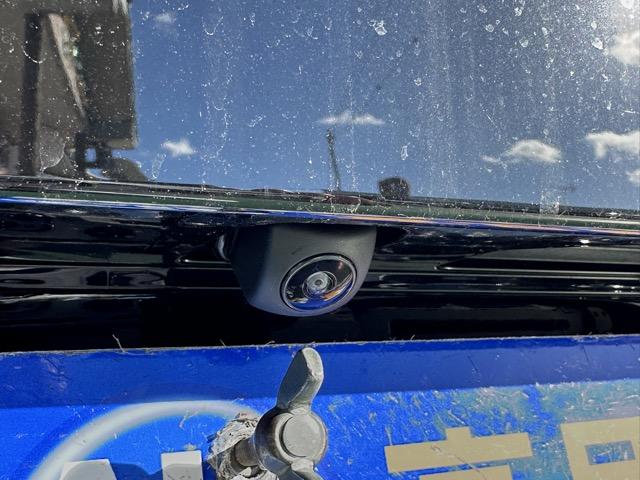 N-BOXカスタム ベースグレード 両側パワースライドドア スマートキー LEDヘッドライト フルオートエアコン シートヒーター USB充電ソケット ロールサンシェード シートバックテーブル 電気式パーキングブレーキ 届出済未使用車(13枚目)