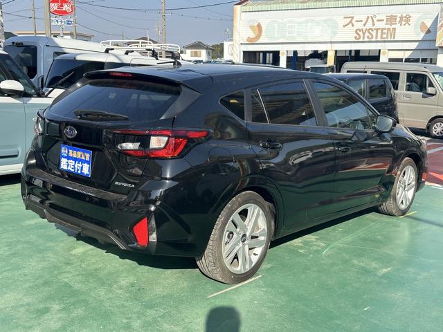 インプレッサ ＳＴ　２ＷＤ　スマートキー　ＬＥＤヘッドライト　フルオートエアコン　電気式パーキングブレーキ　ＵＳＢ充電ソケット　オートクルーズコントロール　パドルシフト　オートライト　電動格納ドアミラー（12枚目）