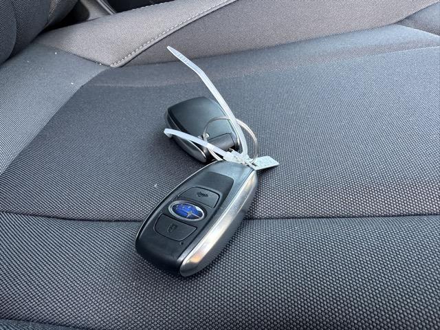 インプレッサ ＳＴ　２ＷＤ　スマートキー　ＬＥＤヘッドライト　フルオートエアコン　電気式パーキングブレーキ　ＵＳＢ充電ソケット　オートクルーズコントロール　パドルシフト　オートライト　電動格納ドアミラー（15枚目）