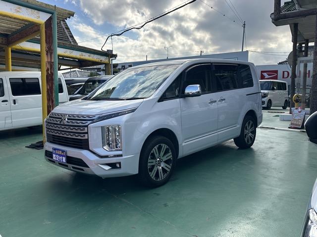 デリカD:5 P 8人乗り ナビ取付パッケージII 純正ナビゲーション アラウンドビューモニター スマートキー LEDヘッドライト 両側パワースライドドア フルオートエアコン シートヒーター パワーバックドア(4枚目)