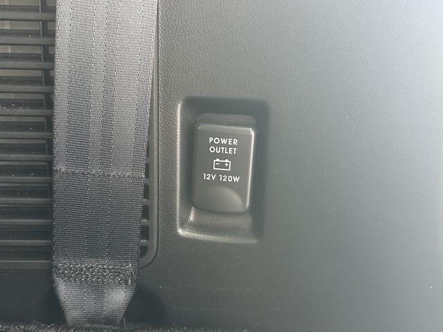 デリカD:5 P 8人乗り ナビ取付パッケージII 純正ナビゲーション アラウンドビューモニター スマートキー LEDヘッドライト 両側パワースライドドア フルオートエアコン シートヒーター パワーバックドア(16枚目)