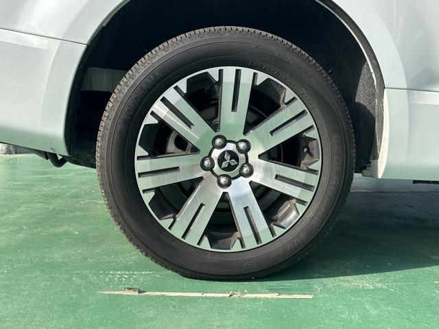 デリカD:5 P 8人乗り ナビ取付パッケージII 純正ナビゲーション アラウンドビューモニター スマートキー LEDヘッドライト 両側パワースライドドア フルオートエアコン シートヒーター パワーバックドア(18枚目)