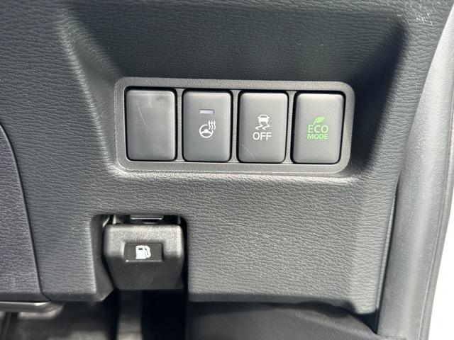 デリカD:5 P 8人乗り ナビ取付パッケージII 純正ナビゲーション アラウンドビューモニター スマートキー LEDヘッドライト 両側パワースライドドア フルオートエアコン シートヒーター パワーバックドア(22枚目)