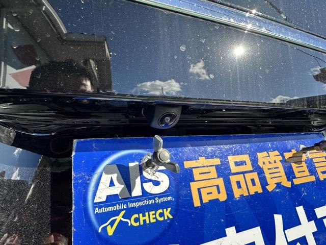 N-BOXカスタム ベースグレード 両側パワースライドドア スマートキー LEDヘッドライト フルオートエアコン シートヒーター USB充電ソケット ロールサンシェード シートバックテーブル 電気式パーキングブレーキ 届出済未使用車(13枚目)