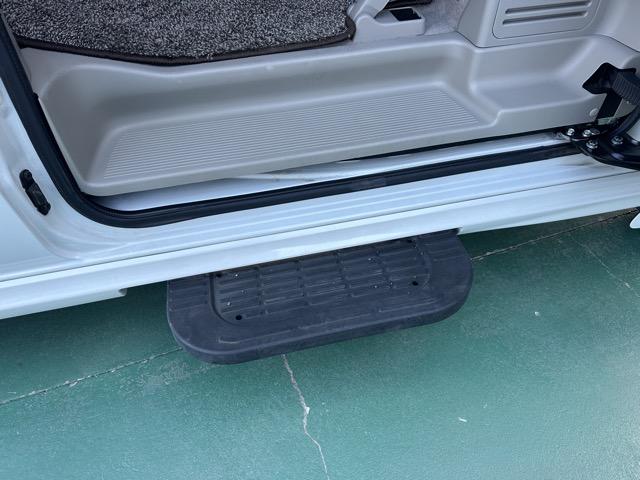 NV100クリッパーリオ G ハイルーフ 純正ナビゲーション バックカメラ ETC スマートキー HIDヘッドライト 両側パワースライドドア オートステップ ドアミラーウィンカー フルオートエアコン 衝突被害軽減ブレーキ(7枚目)