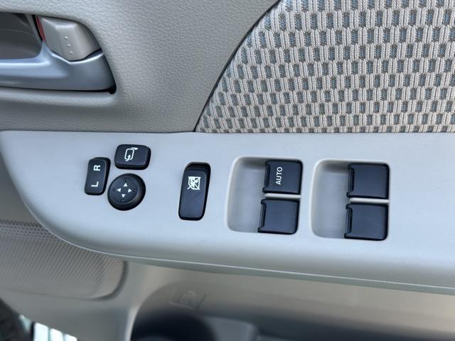 NV100クリッパーリオ G ハイルーフ 純正ナビゲーション バックカメラ ETC スマートキー HIDヘッドライト 両側パワースライドドア オートステップ ドアミラーウィンカー フルオートエアコン 衝突被害軽減ブレーキ(16枚目)