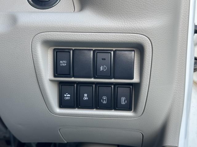 NV100クリッパーリオ G ハイルーフ 純正ナビゲーション バックカメラ ETC スマートキー HIDヘッドライト 両側パワースライドドア オートステップ ドアミラーウィンカー フルオートエアコン 衝突被害軽減ブレーキ(17枚目)