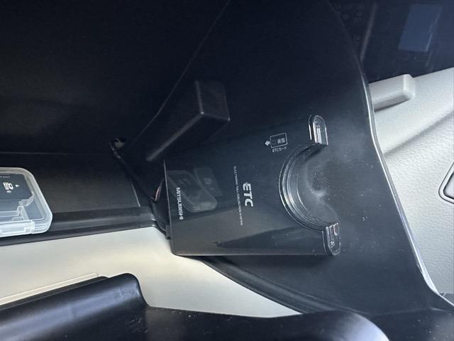 NV100クリッパーリオ G ハイルーフ 純正ナビゲーション バックカメラ ETC スマートキー HIDヘッドライト 両側パワースライドドア オートステップ ドアミラーウィンカー フルオートエアコン 衝突被害軽減ブレーキ(18枚目)