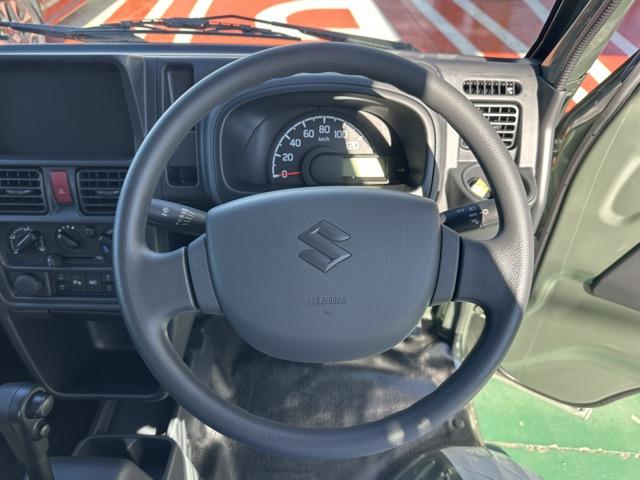 スーパーキャリイ Xリミテッド 4WD 4AT 特別仕様車 専用フロントガーニッシュ 専用サイドデカール LEDヘッドランプ&フォグランプベゼル(ブラック塗装)専用スチールホイール(ブラック塗装) 電動格納ドアミラー 届出済未使用車(17枚目)