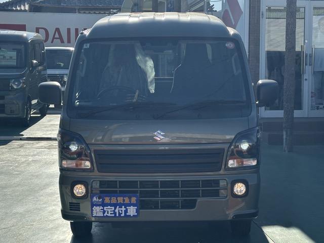 スーパーキャリイ Xリミテッド 4WD 4AT 特別仕様車 専用フロントガーニッシュ 専用サイドデカール LEDヘッドランプ&フォグランプベゼル(ブラック塗装)専用スチールホイール(ブラック塗装) 電動格納ドアミラー 届出済未使用車(26枚目)