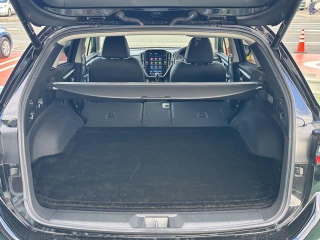 レヴォーグ GT-H EX 純正ナビゲーション バックカメラ スマートキー LEDヘッドライト フルオートエアコン シートヒーター パワーシート パワーバックドア 革巻きハンドル オートクルーズコントロール USB充電ソケット(13枚目)