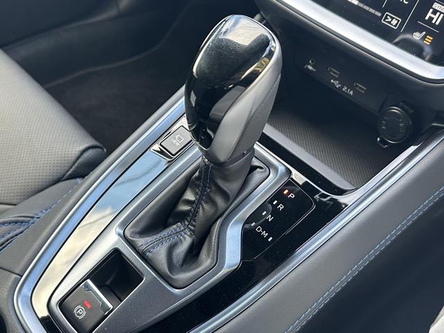 レヴォーグ GT-H EX 純正ナビゲーション バックカメラ スマートキー LEDヘッドライト フルオートエアコン シートヒーター パワーシート パワーバックドア 革巻きハンドル オートクルーズコントロール USB充電ソケット(23枚目)