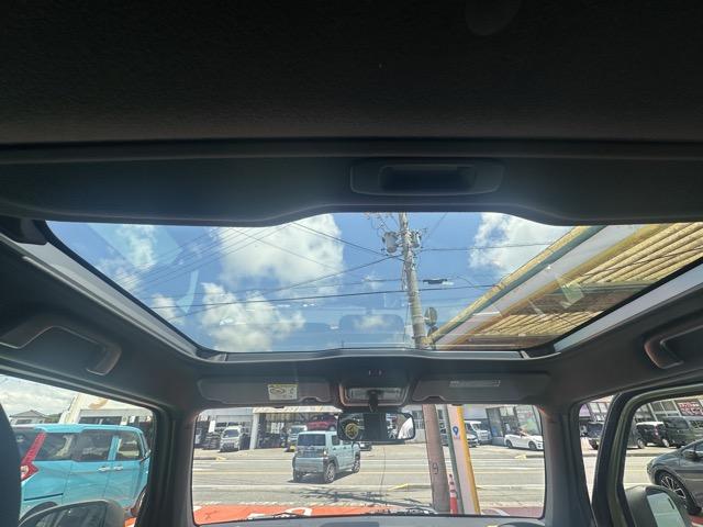 タフト Ｇ　スマートアシスト　ＬＥＤヘッドランプ　スカイフィールトップ　アダプティブクルーズコントロール　電動パーキングブレーキ　オートブレーキホールド　本革巻ステアリング　シートヒーター　届出済未使用車（10枚目）