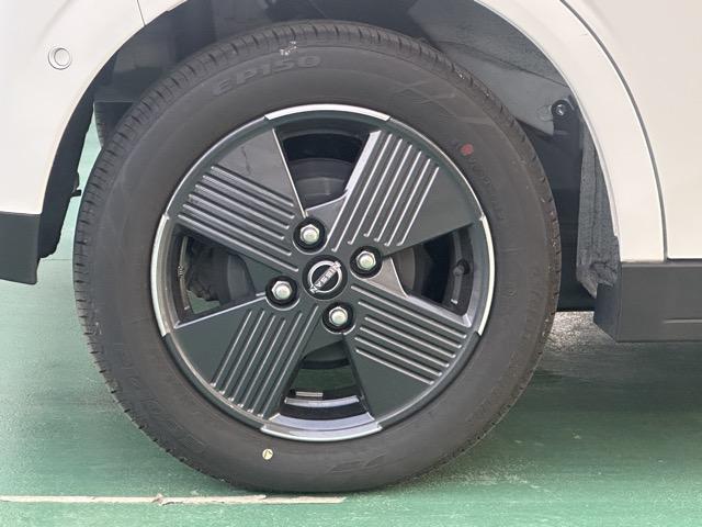 サクラ Ｘ　ナビゲーション　アラウンドビューモニター　スマートキー　ＬＥＤヘッドライト　フルオートエアコン　電気式パーキングブレーキ　電動格納ドアミラー　前後パワーウィンドー　衝突被害軽減ブレーキ　オートライト（14枚目）