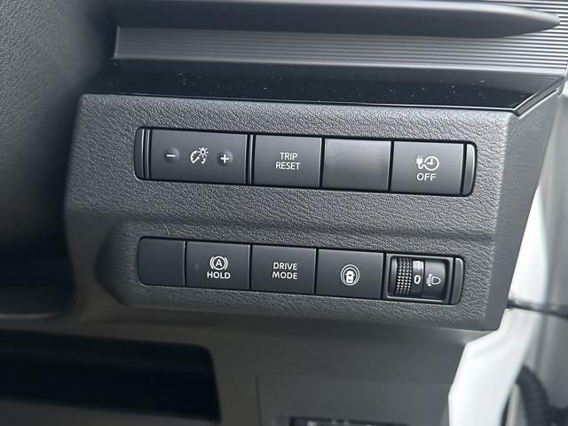 サクラ Ｘ　ナビゲーション　アラウンドビューモニター　スマートキー　ＬＥＤヘッドライト　フルオートエアコン　電気式パーキングブレーキ　電動格納ドアミラー　前後パワーウィンドー　衝突被害軽減ブレーキ　オートライト（16枚目）