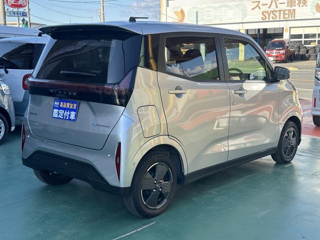 サクラ X ナビゲーション バックカメラ スマートキー LEDヘッドライト フルオートエアコン 電気式パーキングブレーキ 電動格納ドアミラー 前後パワーウィンドー 衝突被害軽減ブレーキ オートライト(12枚目)