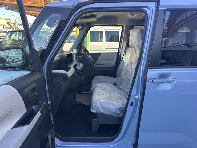 ルークス Ｘ　快適パック　エマージェンシーブレーキ　アラウンドビューモニター　ＬＥＤヘッドランプ　パワースライドドア　リヤシーリングファン　ロールサンシェード　パーソナルテーブル　ＵＳＢ電源ポート　届出済未使用車（6枚目）