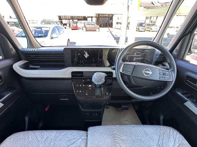 ルークス Ｘ　快適パック　エマージェンシーブレーキ　アラウンドビューモニター　ＬＥＤヘッドランプ　パワースライドドア　リヤシーリングファン　ロールサンシェード　パーソナルテーブル　ＵＳＢ電源ポート　届出済未使用車（8枚目）