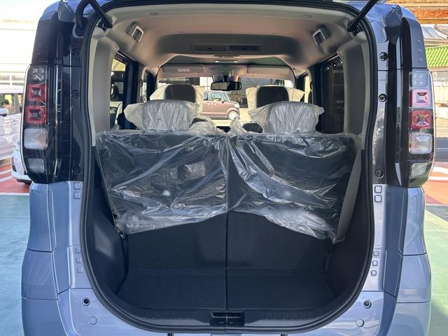 ルークス Ｘ　快適パック　エマージェンシーブレーキ　アラウンドビューモニター　ＬＥＤヘッドランプ　パワースライドドア　リヤシーリングファン　ロールサンシェード　パーソナルテーブル　ＵＳＢ電源ポート　届出済未使用車（14枚目）