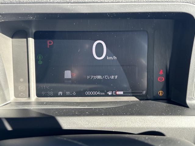 Ｎ－ＢＯＸカスタム ベースグレード　ホンダセンシング　ＬＥＤヘッドランプ　パワースライドドア　電子制御パーキングブレーキ　オートブレーキホールド機能　運転席・助手席シートヒーター　ロールサンシェード　スマートキー　届出済未使用車（22枚目）