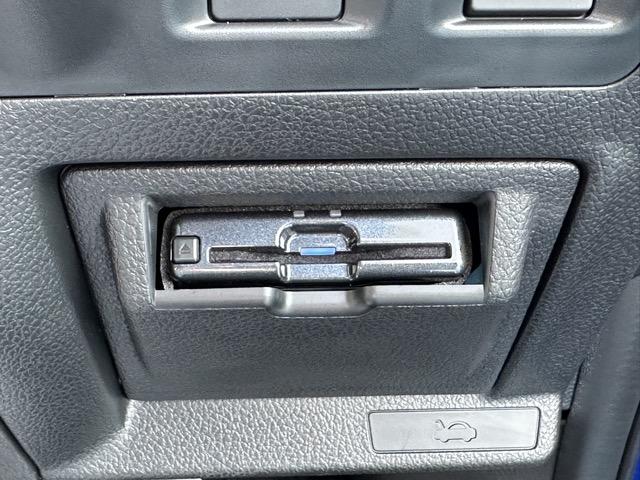 ＷＲＸ ＳＴＩ ＥＪ２０　ファイナルエディション　フルパッケージ　走行距離４，１９４ｋｍ　ＡＷＤ　６ＭＴ　特別仕様車　５５５台限定車　ＥＪ２０最終型　ＲＥＣＡＲＯシート　ｂｒｅｍｂｏ製ブレーキ　ＢＢＳ製鍛造１９インチＡＷ　純正ナビ・バック＆サイド＆フロンドビュー（21枚目）