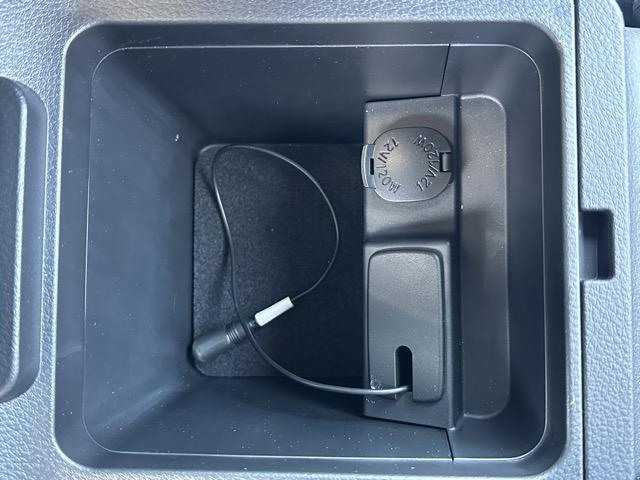 ＷＲＸ ＳＴＩ ＥＪ２０　ファイナルエディション　フルパッケージ　走行距離４，１９４ｋｍ　ＡＷＤ　６ＭＴ　特別仕様車　５５５台限定車　ＥＪ２０最終型　ＲＥＣＡＲＯシート　ｂｒｅｍｂｏ製ブレーキ　ＢＢＳ製鍛造１９インチＡＷ　純正ナビ・バック＆サイド＆フロンドビュー（26枚目）