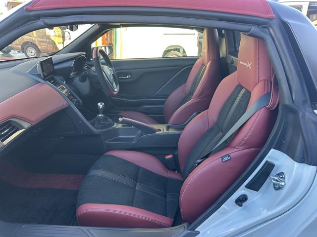 Ｓ６６０ モデューロＸ　６ＭＴ　シティーブレーキアクティブシステム　センターディスプレー　チタン製シフト　アルカンターラ×本革巻ステアリング　スポーツレザーシート　シートヒーター　ＭｏｄｕｌｏＸ専用インテリア＆エクステリア（6枚目）