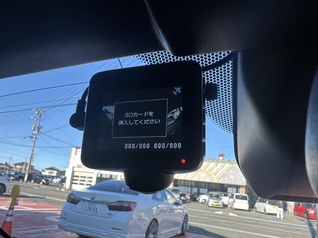 Ｓ６６０ モデューロＸ　６ＭＴ　シティーブレーキアクティブシステム　センターディスプレー　チタン製シフト　アルカンターラ×本革巻ステアリング　スポーツレザーシート　シートヒーター　ＭｏｄｕｌｏＸ専用インテリア＆エクステリア（18枚目）