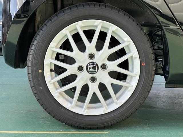 Ｎ－ＯＮＥ ＲＳ　新型　６ＭＴ　ホンダセンシング　フルＬＥＤヘッドライト　電子制御パーキングブレーキ　オートブレーキホールド機能　運転席＆助手席シートヒーター　本革巻ステアリング＆シフトノブ　届出済未使用車（13枚目）