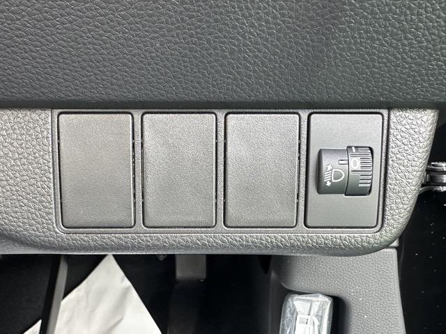 Ｎ－ＯＮＥ ＲＳ　新型　６ＭＴ　ホンダセンシング　フルＬＥＤヘッドライト　電子制御パーキングブレーキ　オートブレーキホールド機能　運転席＆助手席シートヒーター　本革巻ステアリング＆シフトノブ　届出済未使用車（17枚目）