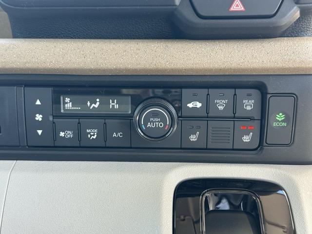 Ｎ－ＢＯＸ ベースグレード　走行距離１０９ｋｍ　ホンダセンシング　ＬＥＤヘッドライト　パワースライドドア　電子制御パーキングブレーキ　オートブレーキホールド機能　運転席・助手席シートヒーター　ロールサンシェード　ディーラー試乗車（22枚目）