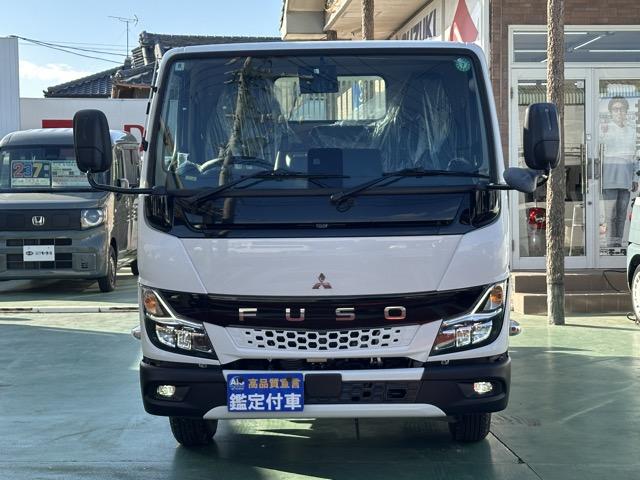 キャンター 全低床強化ダンプ　５ＭＴ　３ｔ全低床強化ダンプ　バックカメラ付き　フォグランプ　電動格納ドアミラー　スマートキー　ＬＥＤヘッドライト　Ｂｌｕｅｔｏｏｔｈオーディオ　パワーウィンドー　アイドリングストップ　オートライト（37枚目）