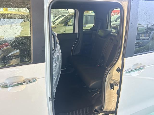 Ｎ－ＢＯＸカスタム ターボ　ホンダセンシング　ダイレクトプロジェクション式フルＬＥＤヘッドライト　両側パワースライドドア　電子制御パーキングブレーキ　オートブレーキホールド機能　運転席＆助手席シートヒーター　届出済未使用車（7枚目）