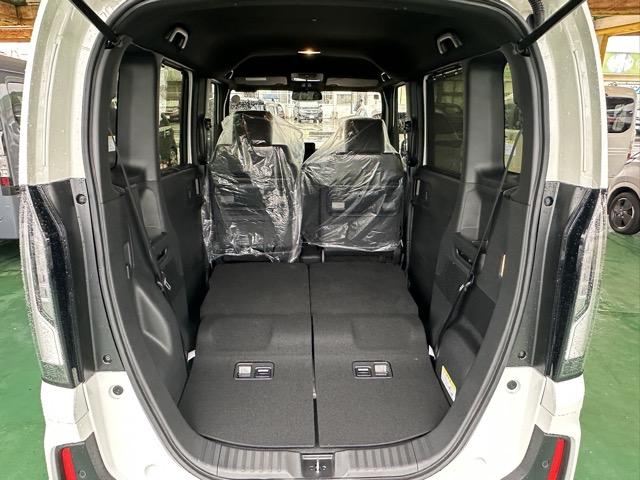 Ｎ－ＢＯＸカスタム ターボ　ホンダセンシング　ダイレクトプロジェクション式フルＬＥＤヘッドライト　両側パワースライドドア　電子制御パーキングブレーキ　オートブレーキホールド機能　運転席＆助手席シートヒーター　届出済未使用車（14枚目）