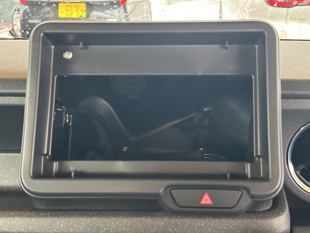 Ｎ－ＢＯＸカスタム ターボ　ホンダセンシング　ダイレクトプロジェクション式フルＬＥＤヘッドライト　両側パワースライドドア　電子制御パーキングブレーキ　オートブレーキホールド機能　運転席＆助手席シートヒーター　届出済未使用車（25枚目）