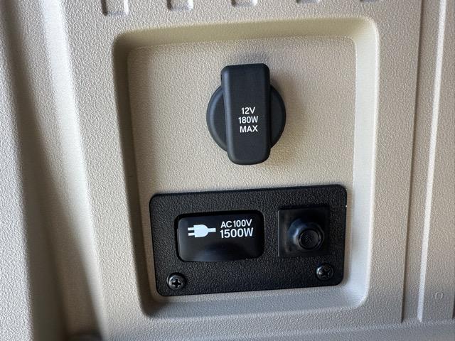 Ｎ－ＶＡＮ ｅ： ｅ：　ファン　純正ナビゲーション　バックカメラ　スマートキー　ＬＥＤヘッドライト　両側スライドドア　フルオートエアコン　シートヒーター　ＵＳＢ充電ソケット　ＡＣ１００Ｖ電源　オートクルーズコントロール　オートライト（15枚目）