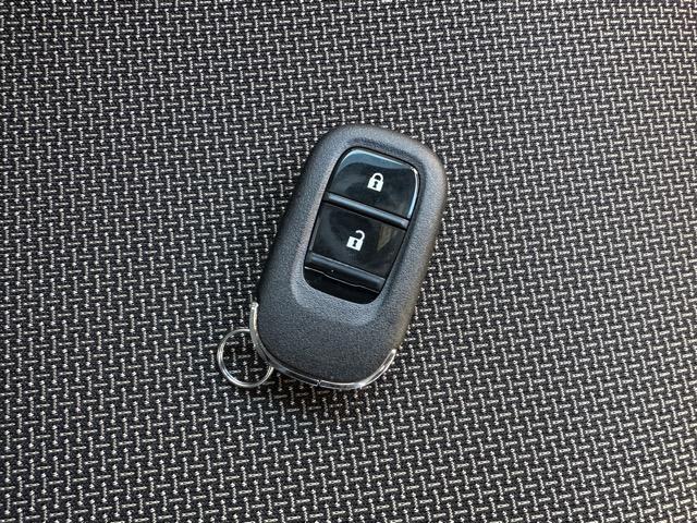 Ｎ－ＶＡＮ ｅ： ｅ：　ファン　純正ナビゲーション　バックカメラ　スマートキー　ＬＥＤヘッドライト　両側スライドドア　フルオートエアコン　シートヒーター　ＵＳＢ充電ソケット　ＡＣ１００Ｖ電源　オートクルーズコントロール　オートライト（29枚目）