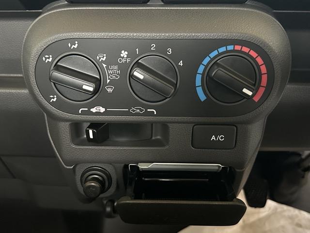 ���[�ԑO�ɁA���Ђ̎w��H��Ŕ[�ԑO�_�����s���Ĕ[�Ԃ��܂��̂ŁA���S���Ă���肢�������܂��I�������A�_�����͎ԗ��{�̉��i�Ɋ܂܂�Ă��܂��B