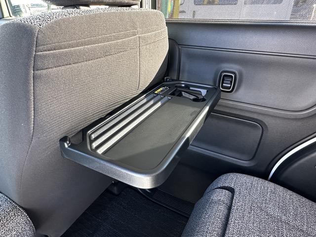 フレアワゴン ＸＳ　４ＷＤ　社外オーディオ　スマートキー　ＬＥＤヘッドライト　両側パワースライドドア　フルオートエアコン　シートヒーター　ＵＳＢ充電ソケット　ロールサンシェード　シートバックテーブル　サーキュレーター（11枚目）