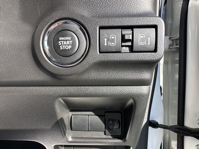 フレアワゴン ＸＳ　４ＷＤ　社外オーディオ　スマートキー　ＬＥＤヘッドライト　両側パワースライドドア　フルオートエアコン　シートヒーター　ＵＳＢ充電ソケット　ロールサンシェード　シートバックテーブル　サーキュレーター（24枚目）
