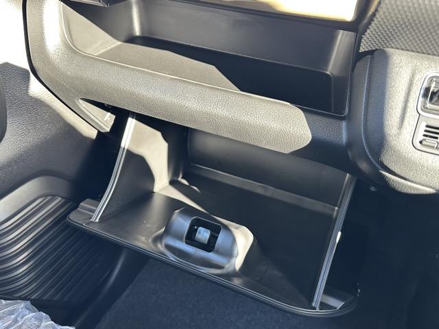 ハスラー ハイブリッドＧ　インパネカラー／カーキベージュ　セーフティサポート　ＬＥＤヘッドランプ　アダプティブクルーズコントロール　マイルドハイブリッド　運転席・助手席シートヒーター　ＵＳＢ電源ソケット　届出済未使用車（22枚目）