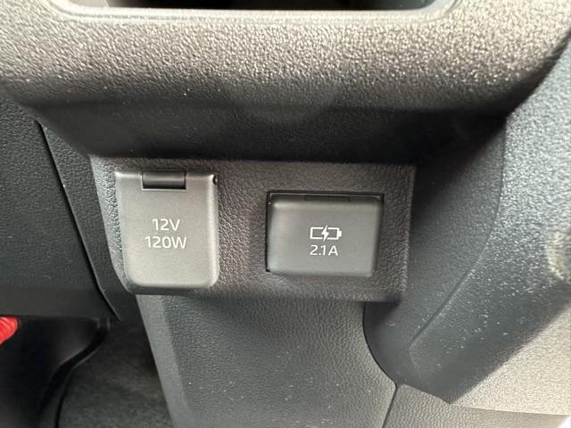 アトレー ＲＳ　スマートキー　ＬＥＤヘッドライト　両側パワースライドドア　フルオートエアコン　ＵＳＢ充電ソケット　オートクルーズコントロール　電動格納ドアミラー　パワーウィンドー　バックカメラ　届出済未使用車（26枚目）