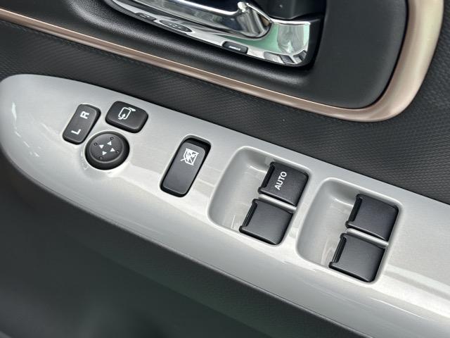 ワゴンＲスマイル ハイブリッドＸ　全方位モニター付メモリーナビゲーション　セーフティサポート　ＬＥＤヘッドランプ　電動パーキングブレーキ　ヘッドアップディスプレイ　両側パワースライドドア　運転席・助手席シートヒーター　届出済未使用車（15枚目）