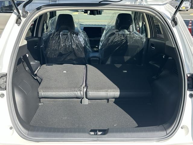 ノート オーテック クロスオーバー ナビゲーション アラウンドビューモニター ETC デジタルインナーミラー スマートキー LEDヘッドライト フルオートエアコン 革巻きハンドル オートクルーズコントロール ルーフレール フォグランプ(11枚目)